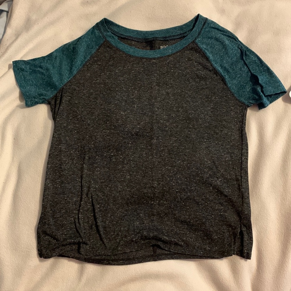 T Shirt / BDG / size SMALL